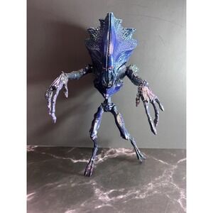 Independence Day Alien Science Officer 8" Action Figure 1996 Trendmasters ID4